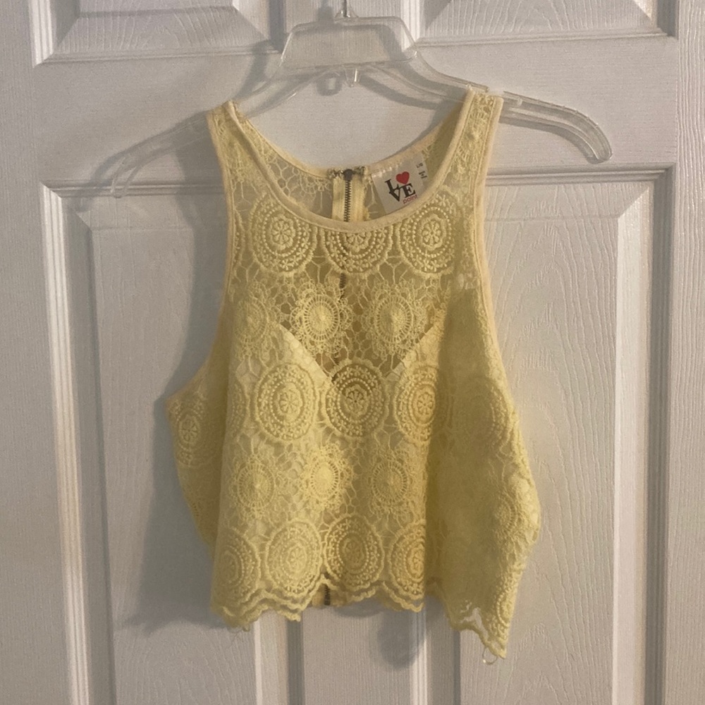 Yellow Eyelet crop top. Size Large.
